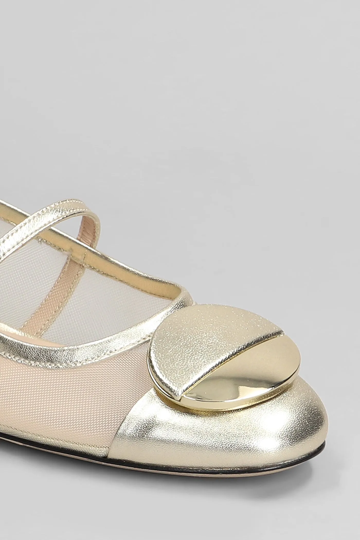 Ballet flats in platinum leather