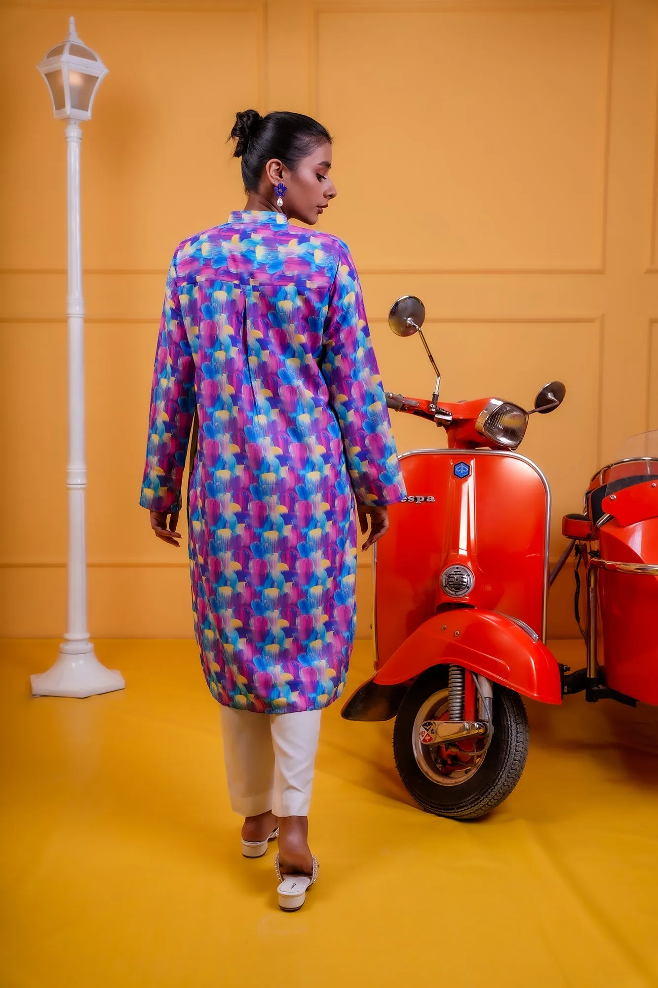 Chic Multi-Color Printed High-Low Shirt