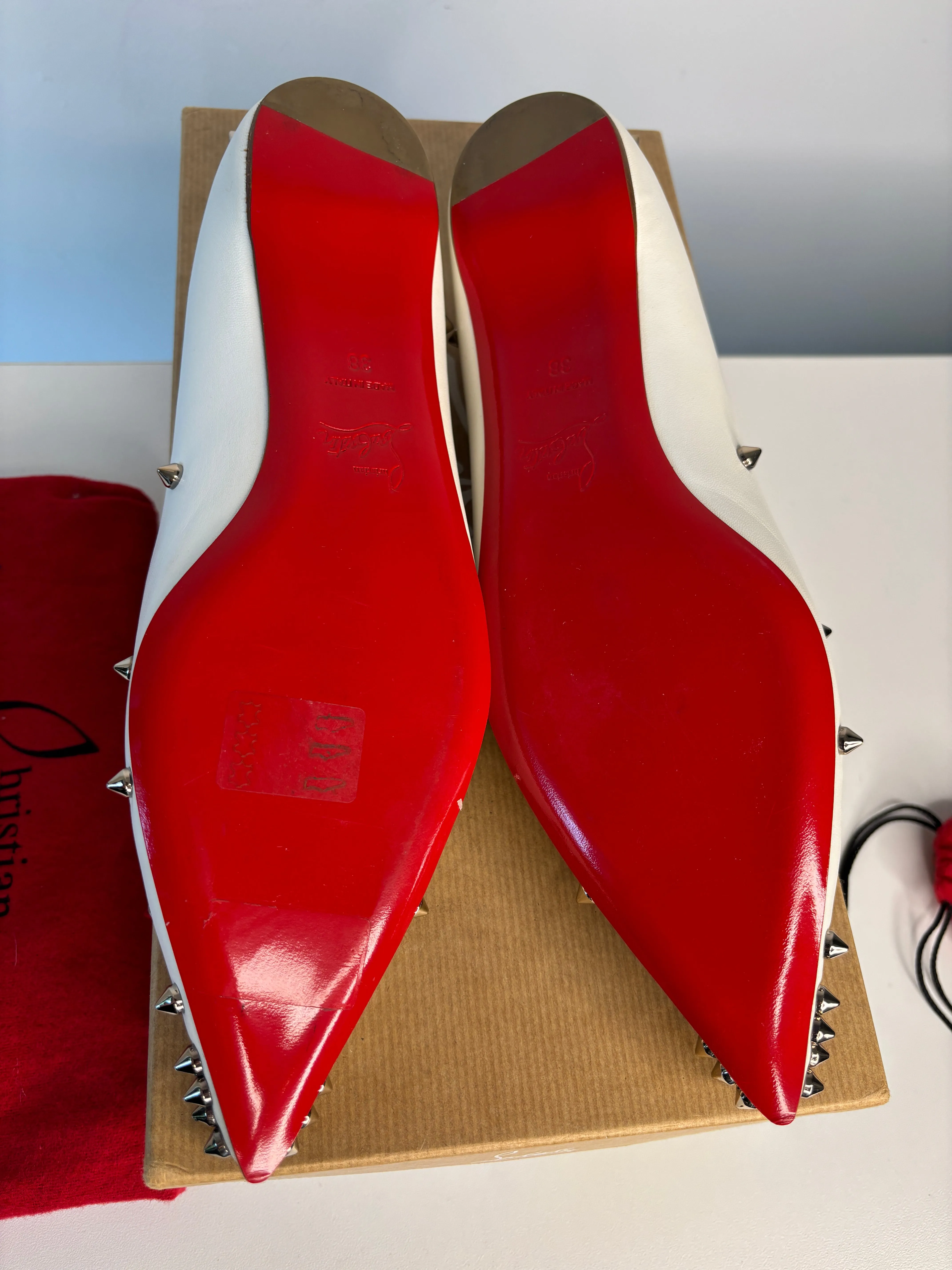 Christian Louboutin Degraspike White Leather Flat Pumps 38 UK5 - Preloved