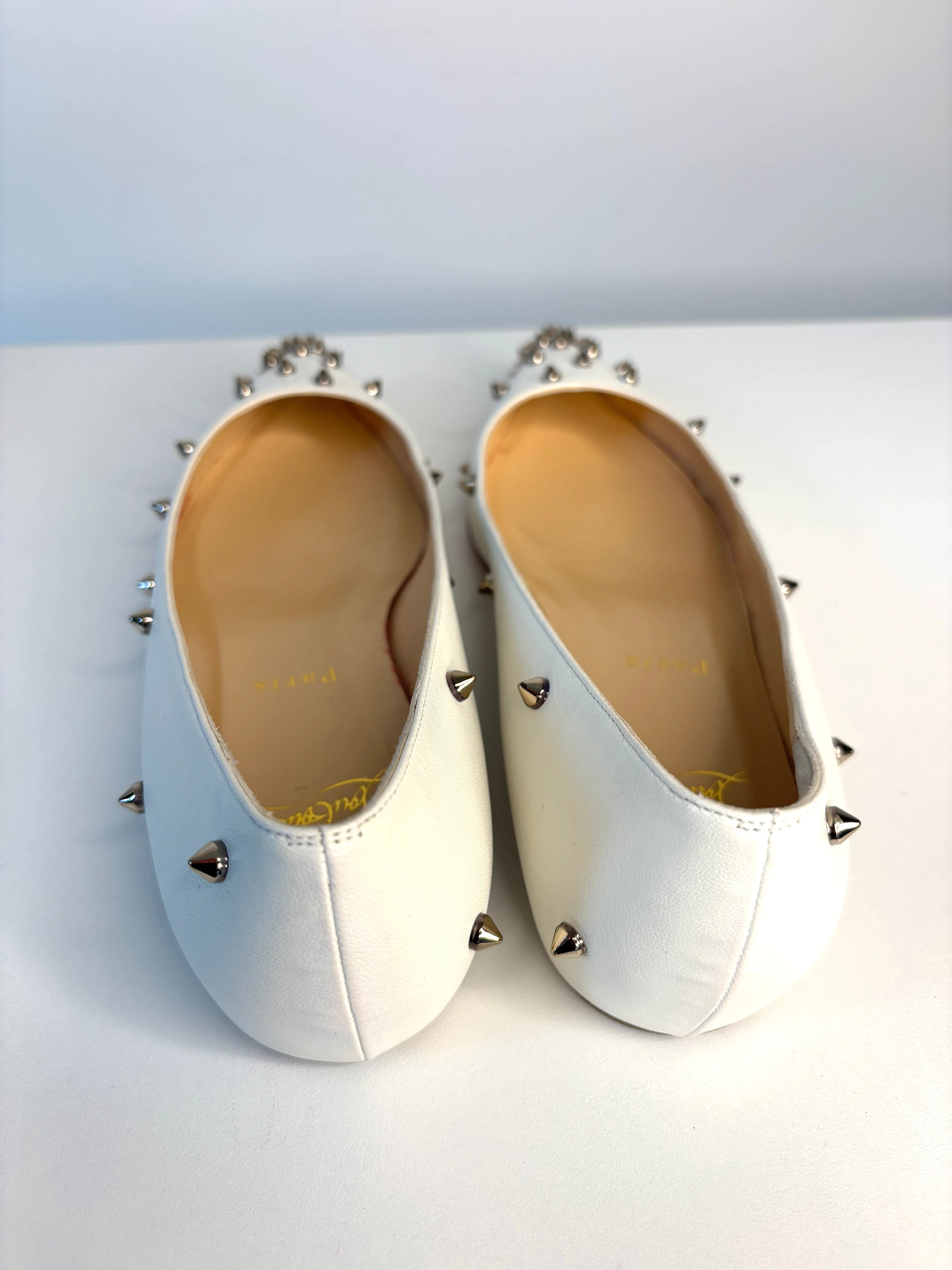 Christian Louboutin Degraspike White Leather Flat Pumps 38 UK5 - Preloved