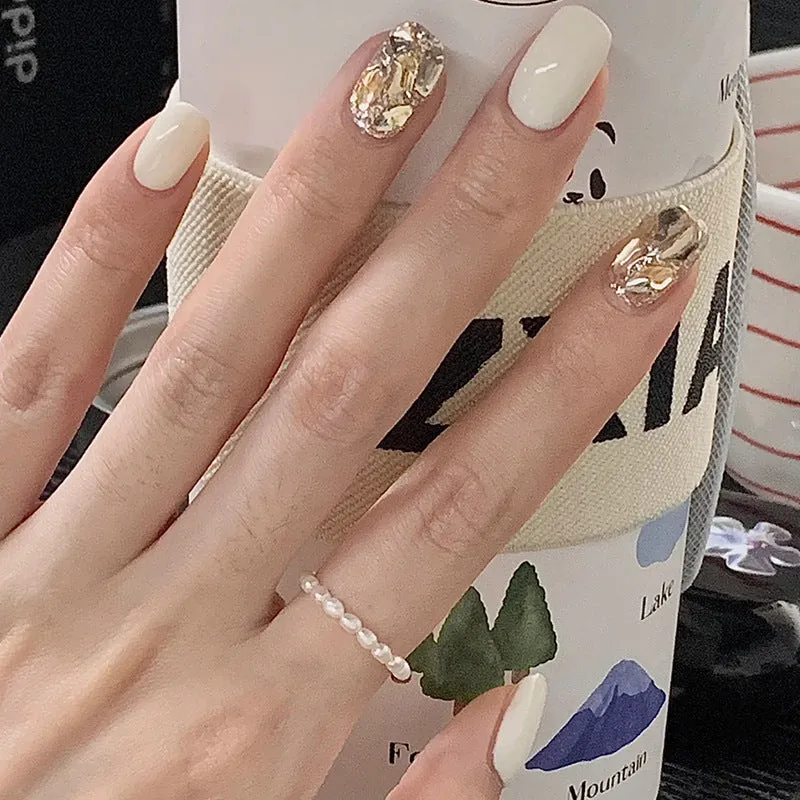 Square creamy white sparkling champagne powder